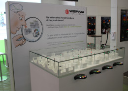 "Modellfarbik" mit Informationswand